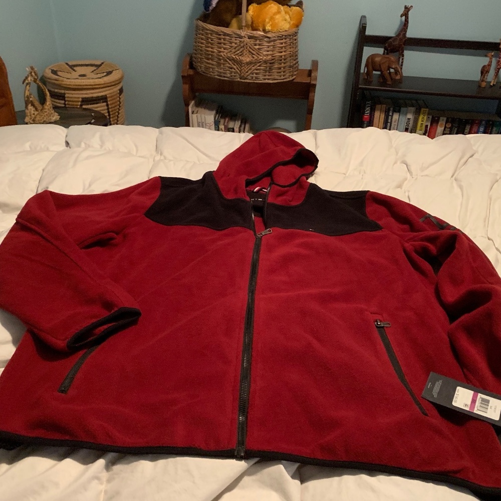 TOMMY HILFIGER MEN"S NWT FLEECE JACKET. 2XL